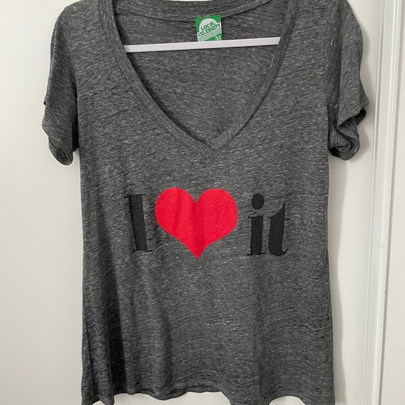 Local Celebrity Gray V-Neck Short Sleeve Shirt - Picture 4 of 5